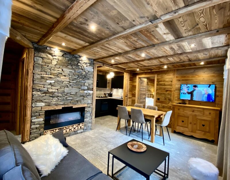 Pin Cembro *** – Chalet Les Cocales